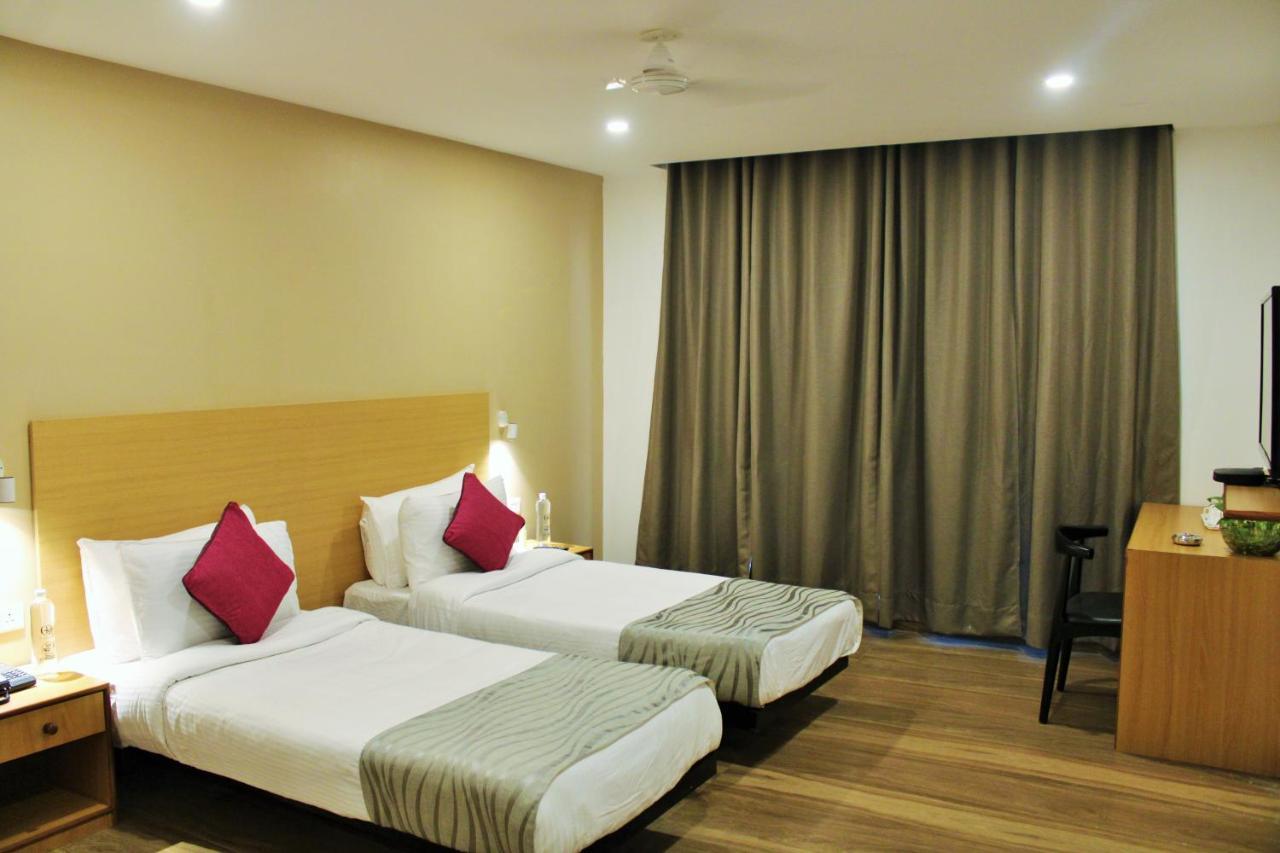 Hotel The Golden Sands Calangute Luaran gambar